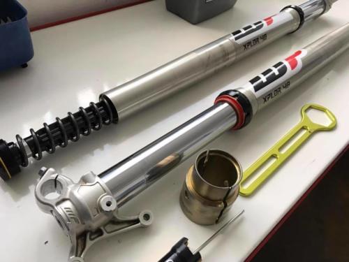 reparatie suspensii moto